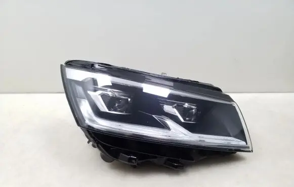 Volkswagen Transporter - Caravelle T6 Headlight/headlamp 7L1941036A