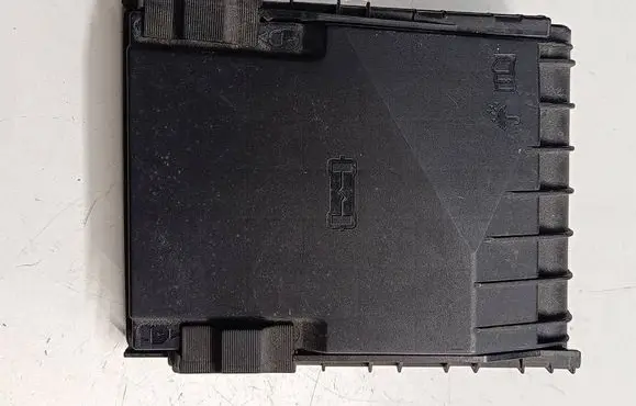 Volkswagen Scirocco Fuse box cover 1K0937132FT1 1K0937132F