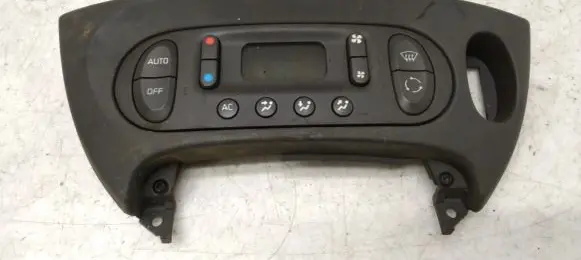 Renault Scenic I Climate control unit 7700435401