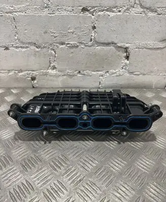 Opel Astra K Intake manifold 136945081