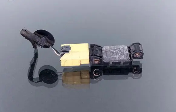 Volkswagen Phaeton Airbag deployment crash/impact sensor 3D0909606B