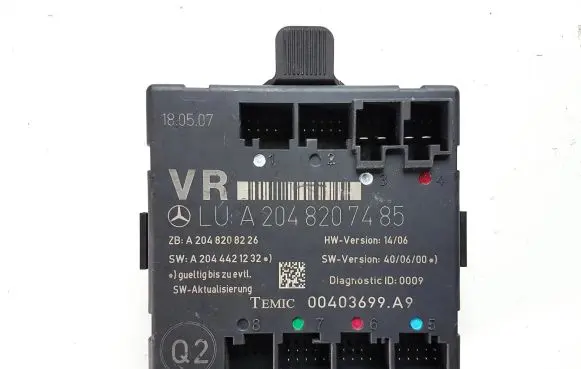 Mercedes-Benz C W204 Door control unit/module A2048207485