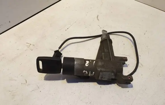 Audi A6 S6 C5 4B Ignition lock 4B0905851
