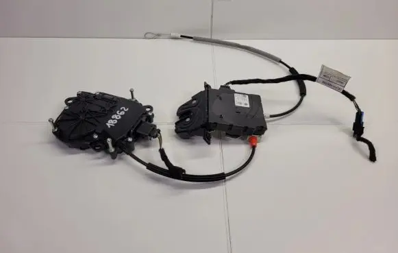 Alfa Romeo Stelvio Tailgate boot lock/latch motor 