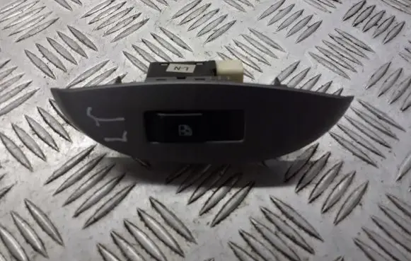Chevrolet Aveo Quarter vent window switch 
