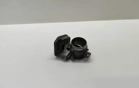 BMW 5 E60 E61 Throttle valve 7804373 780437302