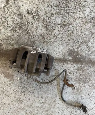 Hyundai Santa Fe Front brake caliper