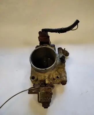 Nissan Vanette Throttle valve