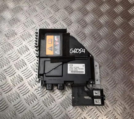 Mazda 6 Voltage converter/converter module GKK167Y60D