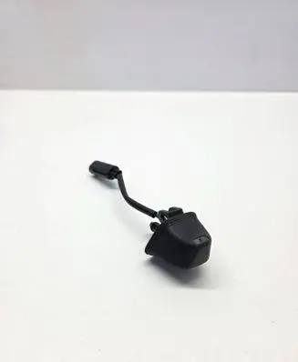 BMW 3 E90 E91 Windshield washer spray nozzle 8365385 19651621 19636584
