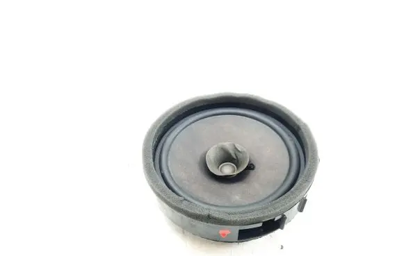 Mitsubishi Lancer VIII Rear door speaker 8720A017