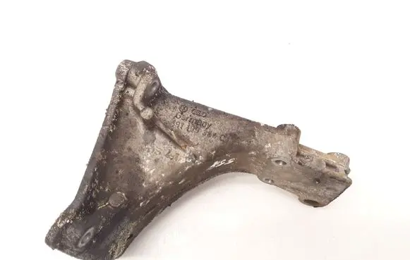 Volkswagen Golf II Engine mounting bracket 191199354C 191199354