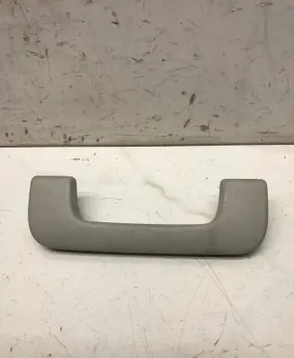 Audi A6 S6 C6 4F Rear interior roof grab handle 8P0857607C