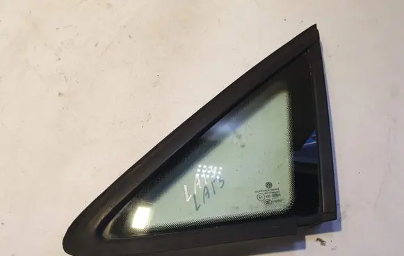 Volkswagen Touran I Front triangle window/glass 43R00048