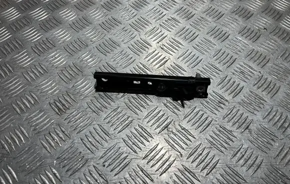 Nissan Qashqai J12 Seat belt adjustment rail PU19775