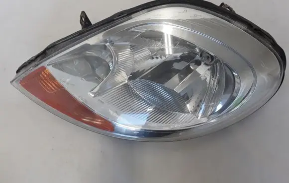 Renault Trafic II (X83) Headlight/headlamp 8200701352