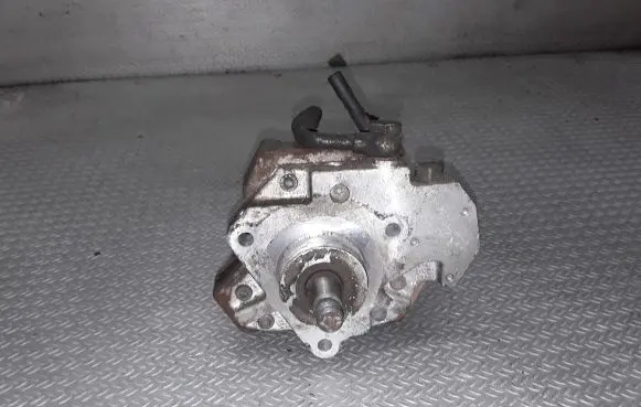 Jeep Cherokee Fuel injection high pressure pump 0445010034