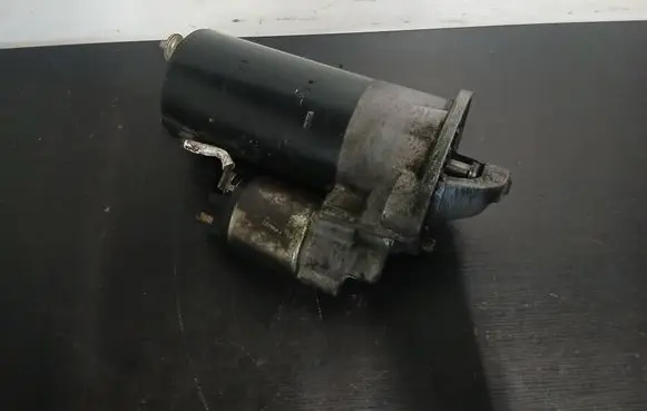 Volvo XC90 Starter motor 1005831253
