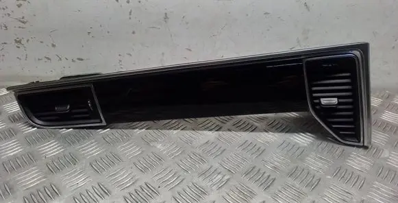 Porsche Macan (95B) Dashboard glove box trim 95B857226AA