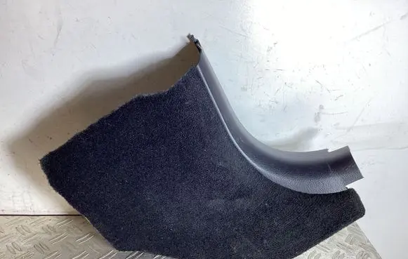 Lexus LS 460 - 600H Foot area side trim 6211150020 6211350020