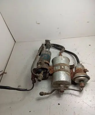 Mercedes-Benz E W124 Fuel injection (other) 0004760521 0438170035