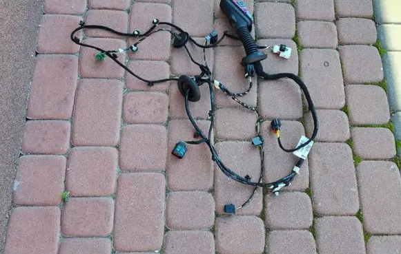 Opel Astra K Front door wiring loom 39217823