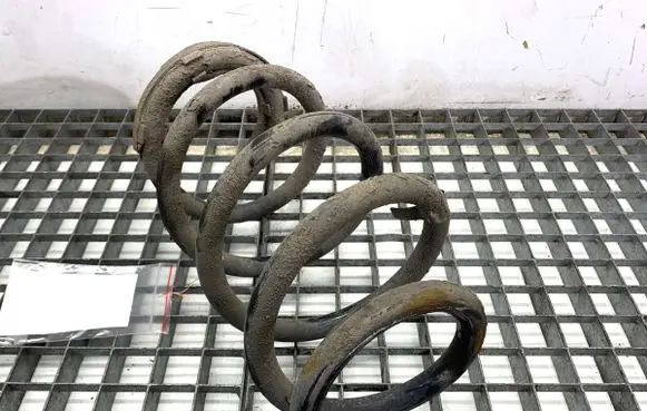 Mercedes-Benz Sprinter W907 W910 Front coil spring A9103211800