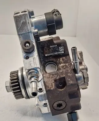 Renault Trafic II (X83) Fuel injection high pressure pump 0445010099 8200385478 8200680077