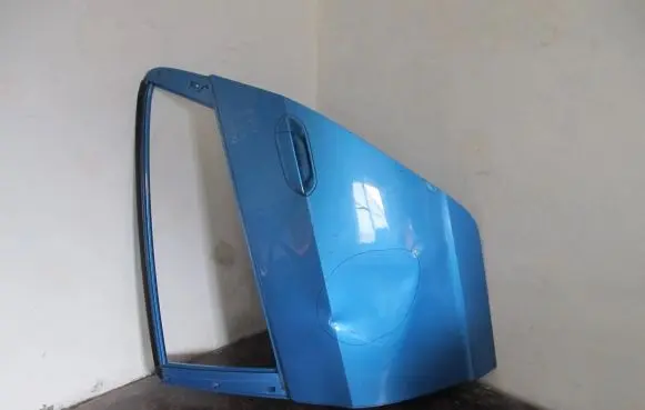 Honda Insight Rear door