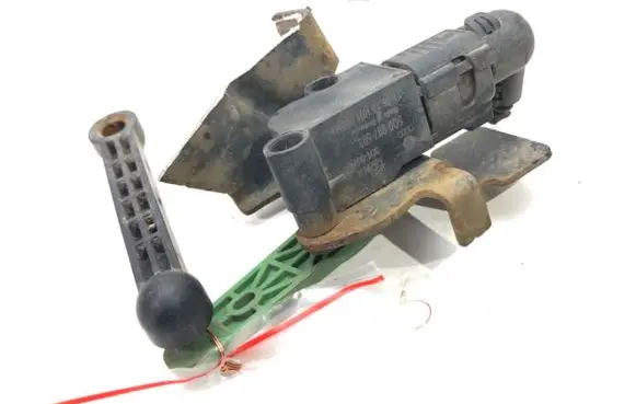 Headlight/headlamp level sensor