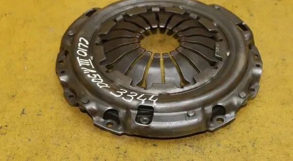 Renault Clio III Pressure plate 