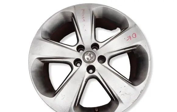 Opel Zafira C R18 alloy rim J424J