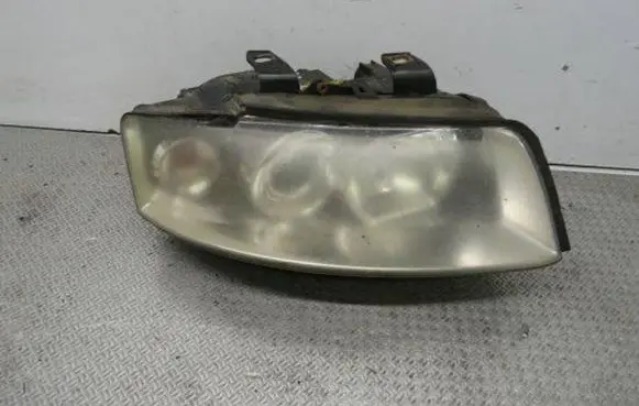 Audi A4 S4 B6 8E 8H Headlight/headlamp AD102-A6DR