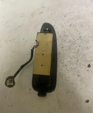 Nissan Almera N16 Electric window control switch 80961