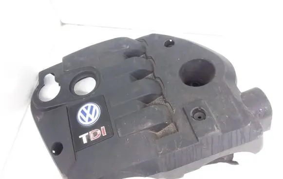Volkswagen PASSAT B5.5 Engine cover (trim) 038103925