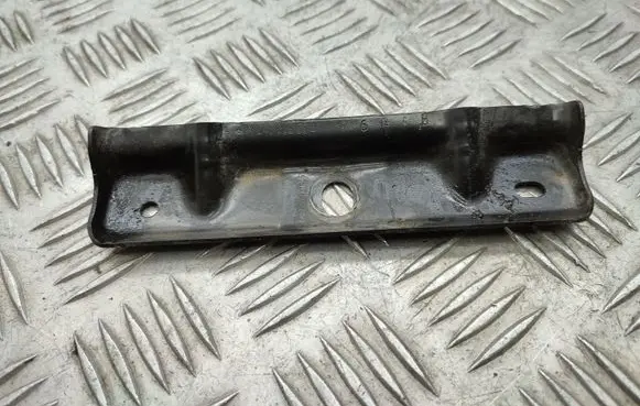 Battery bracket