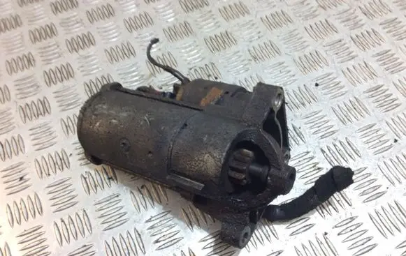 Opel Movano A Starter motor 8200106788