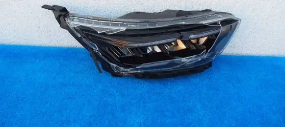 KIA Stonic Headlight/headlamp 92102-H8