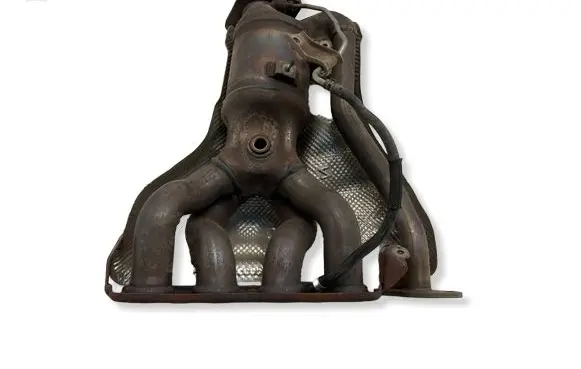 Toyota RAV 4 (XA50) Exhaust manifold 