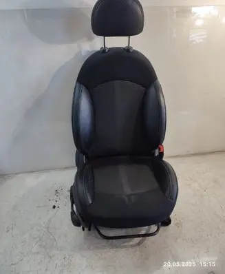 Mini Cooper Countryman R60 Front driver seat 