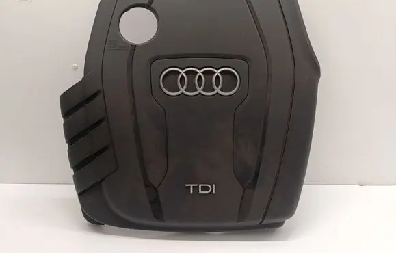 Engine cover (trim)