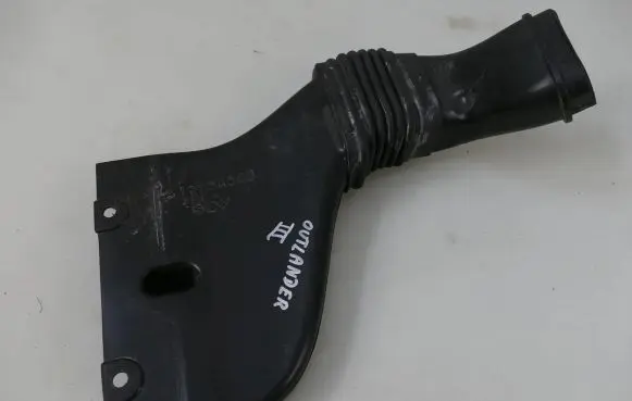 Mitsubishi Outlander Air intake duct part 1505A583