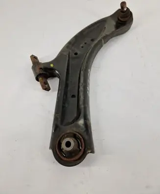 Nissan X-Trail T32 Front lower control arm/wishbone 