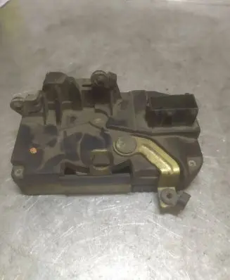 Peugeot 206 Front door lock PBTL1