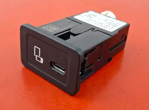 Mercedes-Benz C W205 USB socket connector A2478209000
