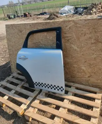 Mini Cooper Countryman R60 Rear door