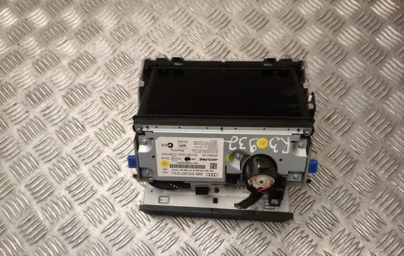 Audi A3 S3 8V Radio/CD/DVD/GPS head unit 8V0035043A