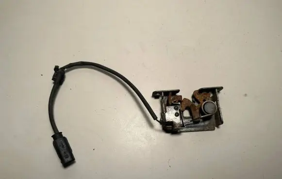 BMW X5 E70 Engine bonnet/hood lock/latch loop/hook 
