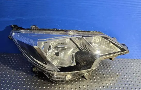 Mitsubishi Space Star Headlight/headlamp 8301D446