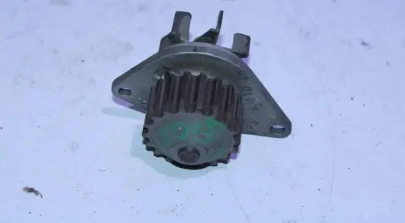 Peugeot 207 Water pump 9631152480